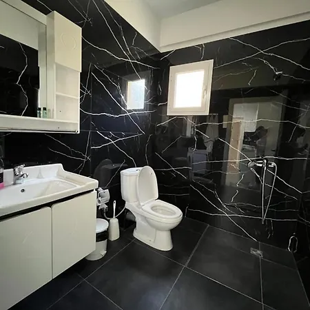 Harmony Aparthotel *